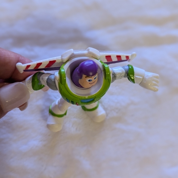 Disney Pixar Toy Story Buzz Lightyear Action Figure - Picture 5 of 10